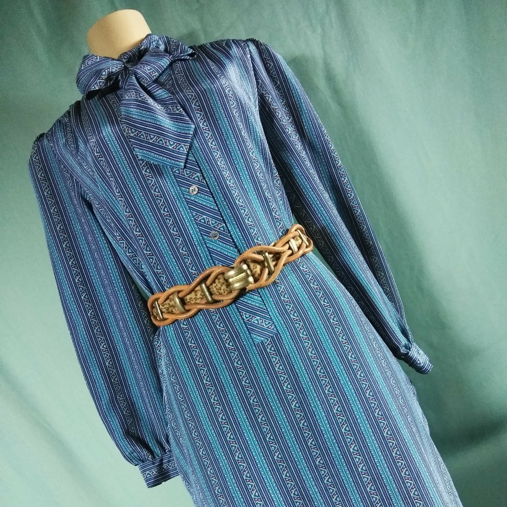 Katherine Johnson pussybow dress